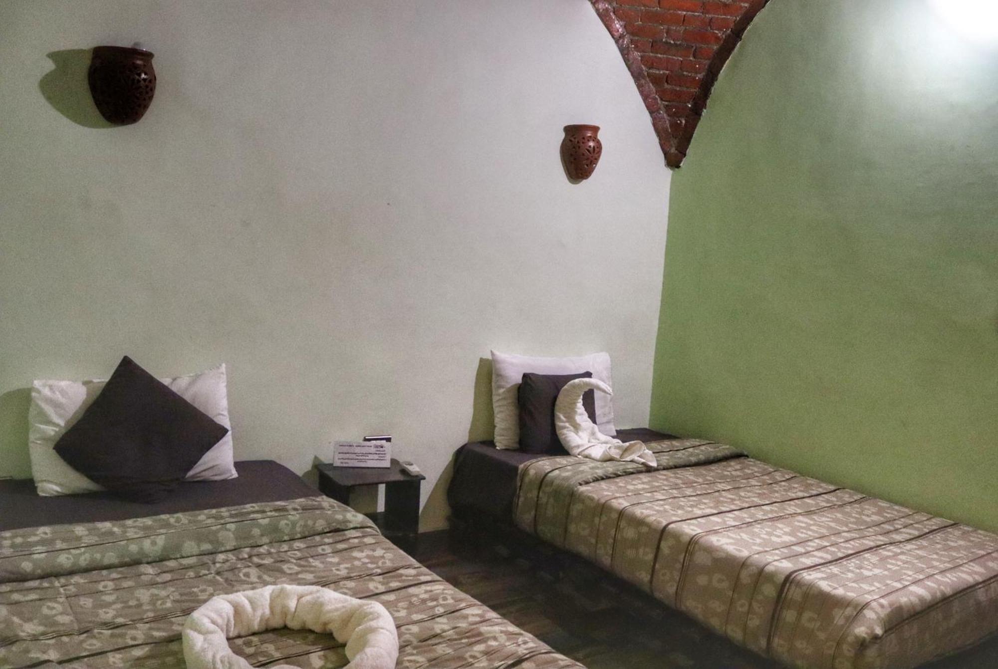 Hadouta Masreya Nubian Guest House Assuan Esterno foto